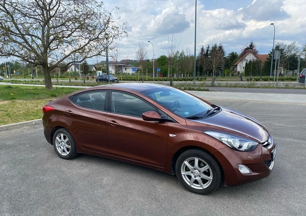 Hyundai Elantra cena 27000 przebieg: 213800, rok produkcji 2012 z Warszawa małe 46